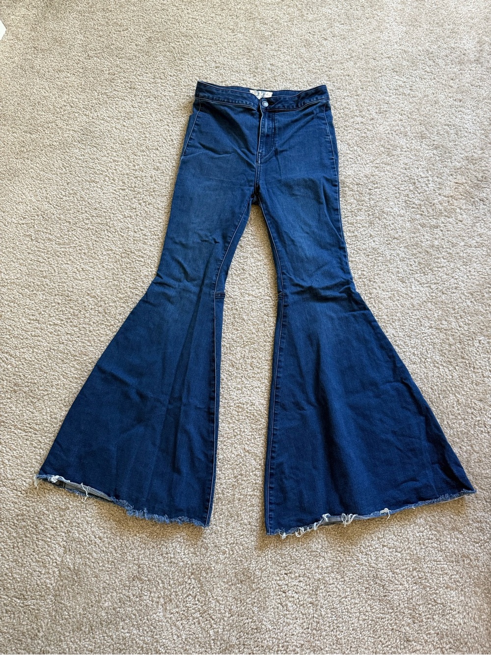 Free People Just Float On flare jeans size 27